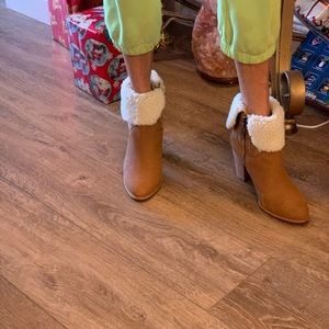 Ugg high heeled fleece lined bootie